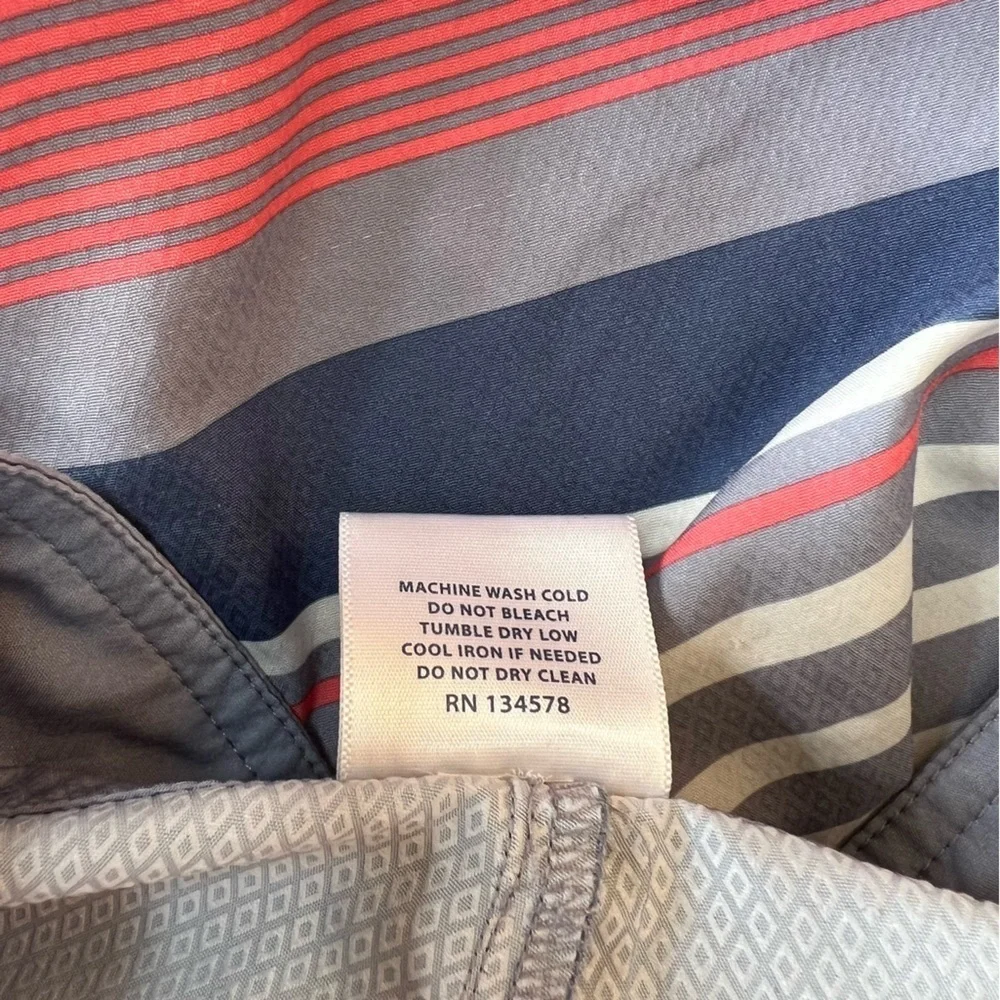 Vineyard Vines Men's Grey Striped Unlined Swim Board Shorts, size 30